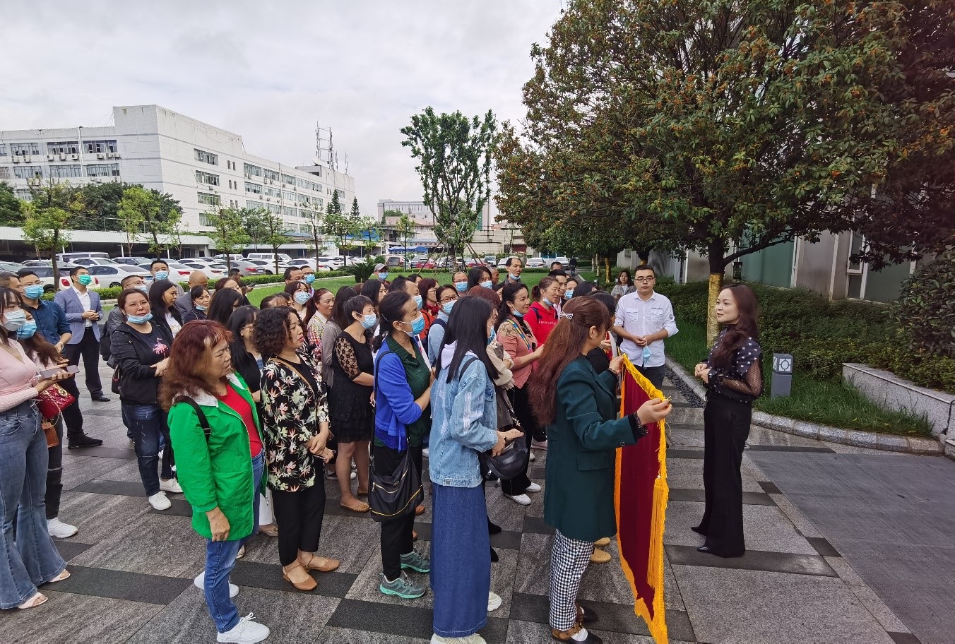 1603346398987008466.jpg 3.jpg